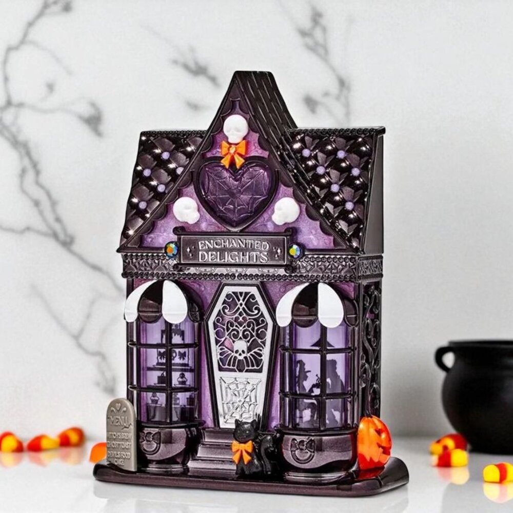 🆕Bath & Body Works Halloween Sweet Shop Projector Wallflower Plug